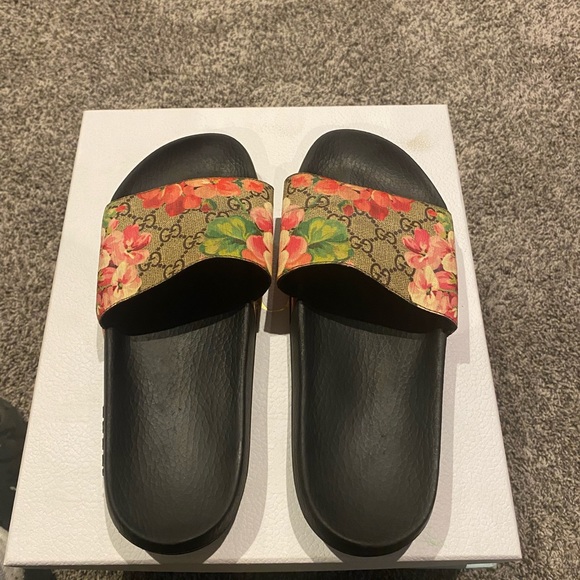 Other Floral Gucci Pool Slide Scandals Poshmark